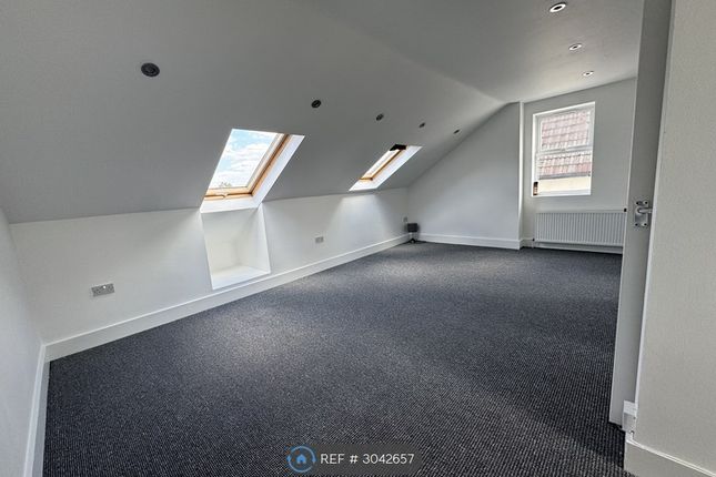 Birchanger Road, London photo 2