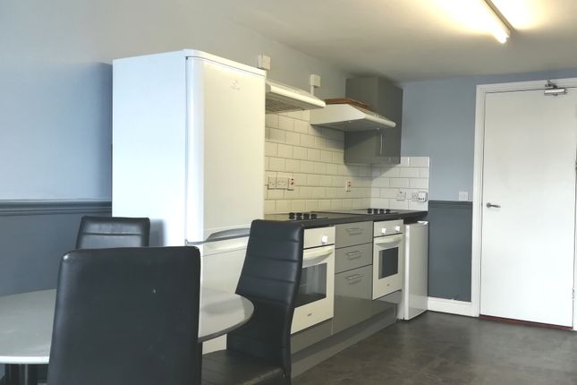 Room 1, Swansea photo 3