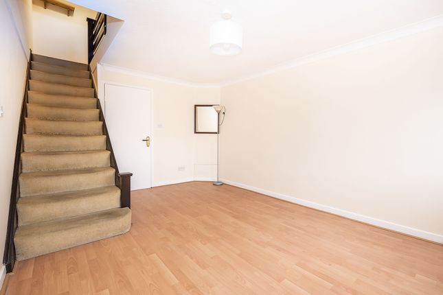 2, Vale Road South, Surbiton photo 3