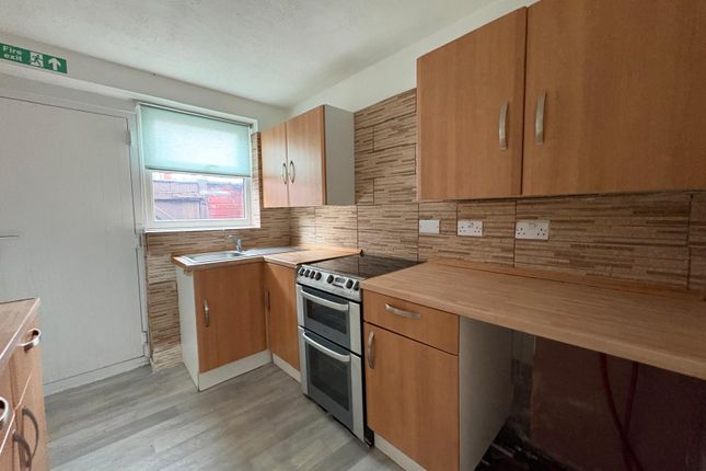 20 Perch Street, Whelley, Wigan photo 4