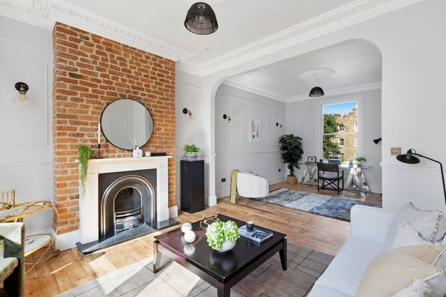 Terraced house for sale in Farleigh Road, London