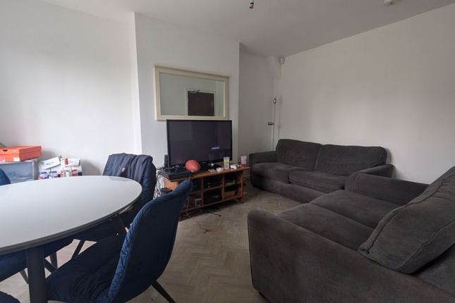 Rolleston Drive, Nottingham photo 4