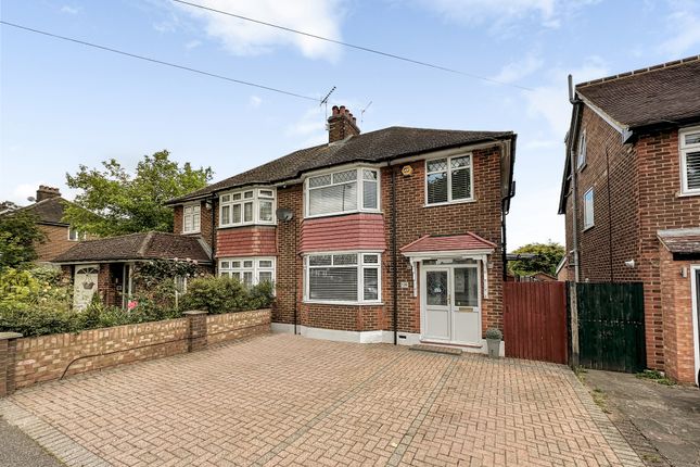 Thumbnail Terraced house for sale in Balmoral Road, Watford