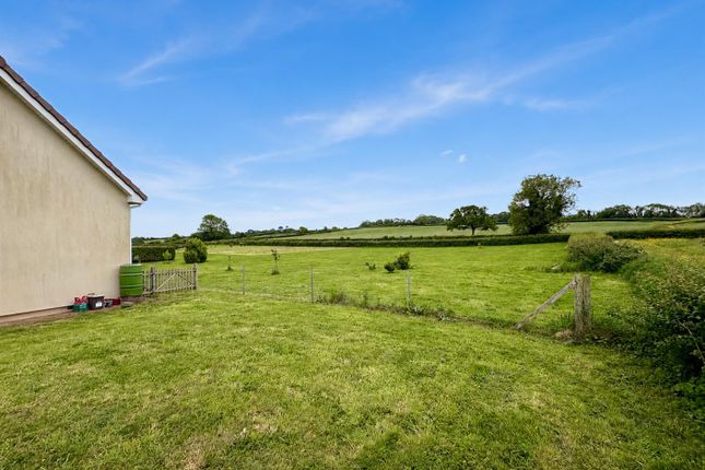 3, Tynings Close, Easton-In-Gordano photo 2