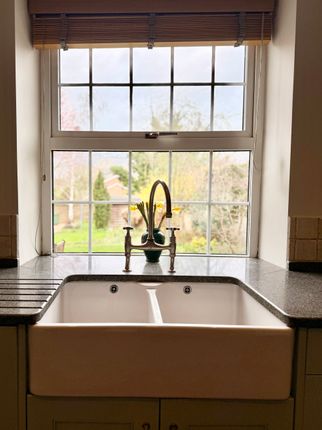2, Bonhill Terrace, Bishop Sutton photo 3