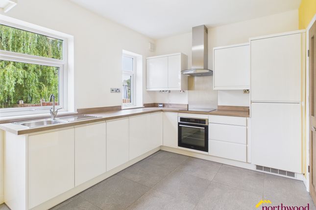 16, Brookhouse Road, Meir photo 4