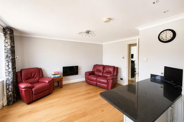 37, Melford Place, Brentwood photo 2