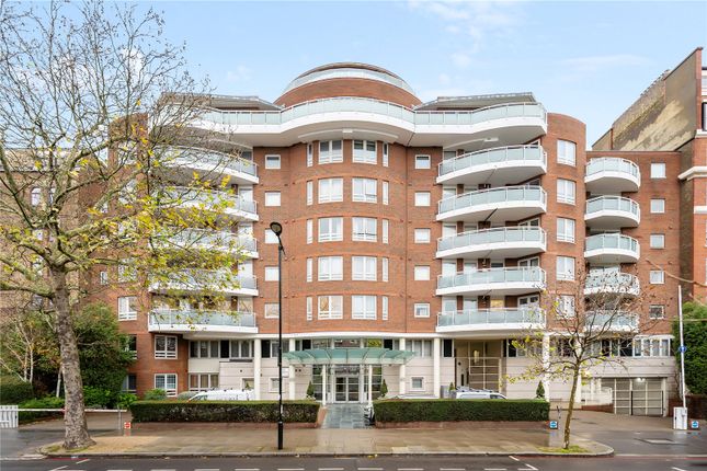 2-bed flat on Flat 29 Templar Court, 43, St. Johns Wood Road, London, £900,000