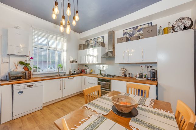 205 Oakbrook Road, Sheffield photo 3