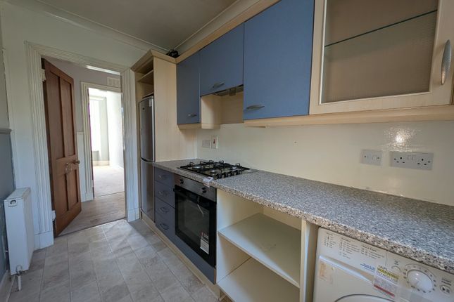Flat B, 13 Erskine Street, Aberdeen photo 3