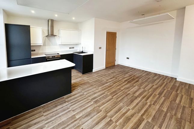 Thumbnail Flat to rent in Waterside House, Waterside North, Lincoln