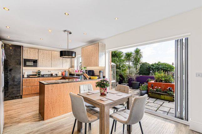 40, Kingdon Way, Holsworthy photo 3