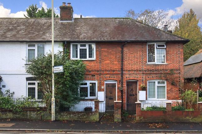 Thumbnail Cottage to rent in Brook Street, Tring