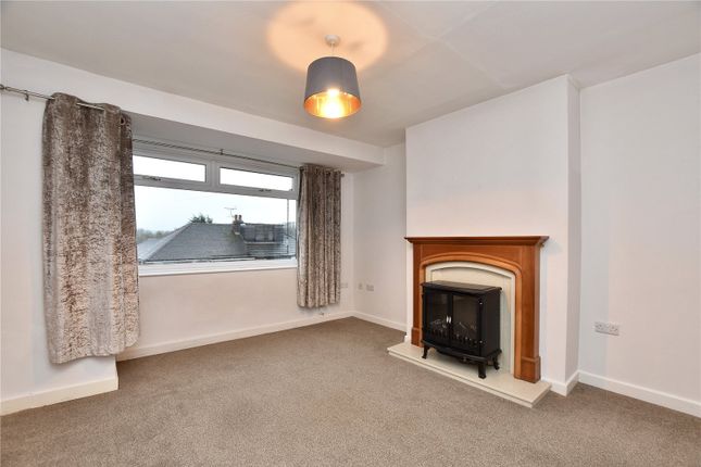 3, Hawkshead Road, Shaw photo 3