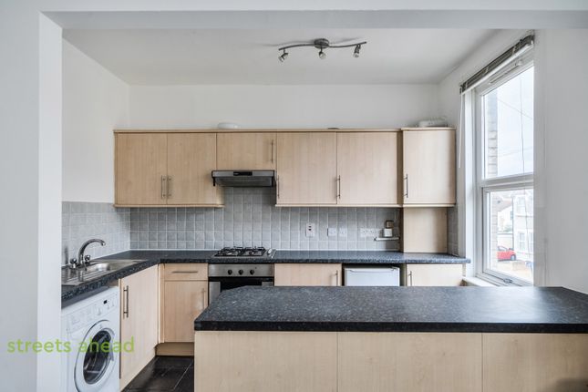 Flat 3, 13, Farquharson Road, Croydon photo 4