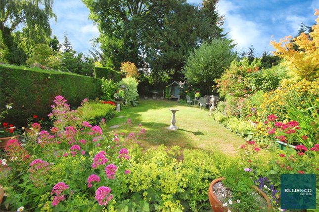 62, Park View Gardens, Hendon photo 3