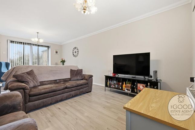 228, Chester Road, Loughton photo 2