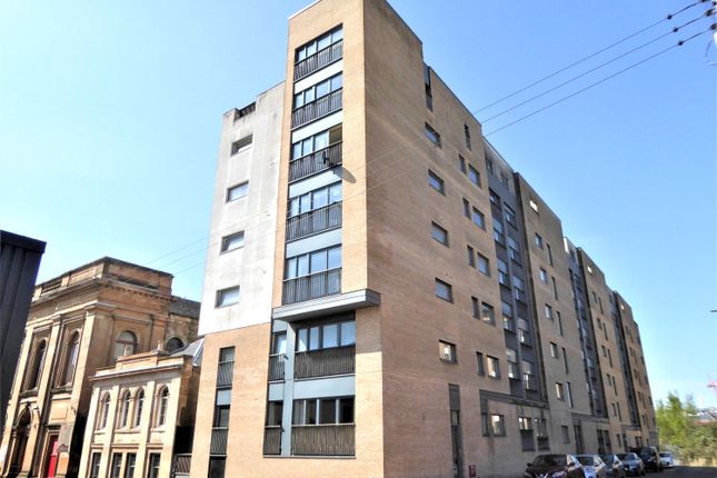 Thumbnail Flat to rent in Bell Street, Glasgow