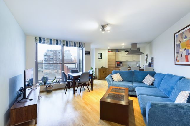 Flat to rent in Atrium Heights, 4 Little Thames Walk, London SE83Fb