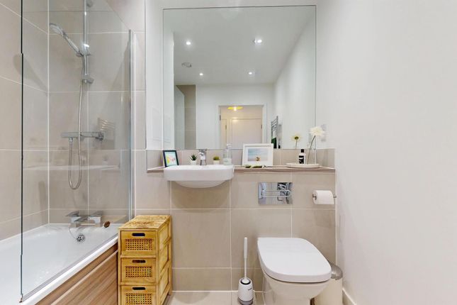 2 Bedroom For Sale At Mahindra Way, Beckton, E6 By