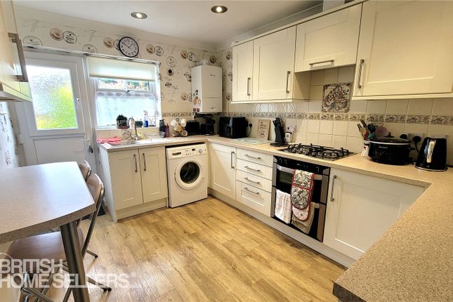 14, Glebe Gardens, Driffield photo 3