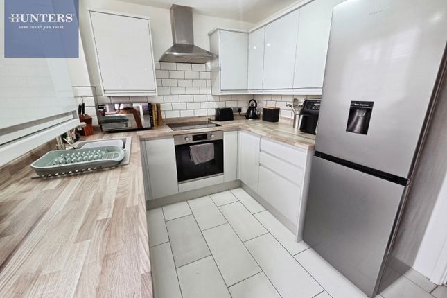 6, Heol Ewenny, Bridgend photo 4