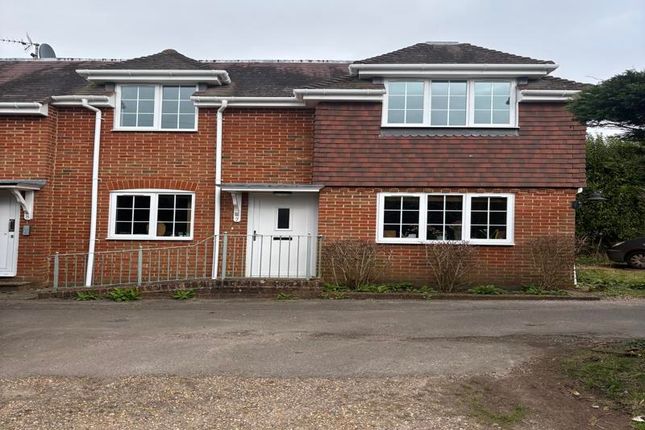 10 Hampton Terrace, Beacon Hill Road, Hindhead photo 2