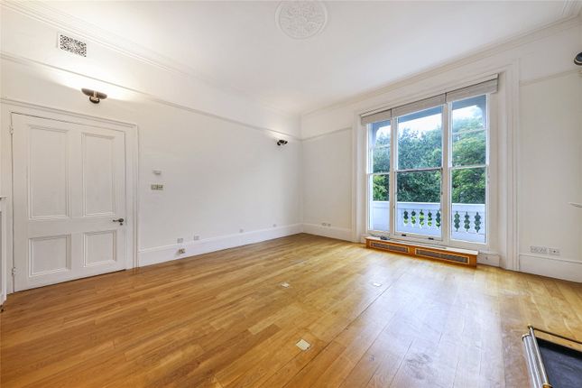 Flat 2, 4, The Boltons, London photo 4