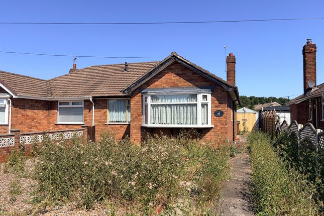 2-bed semi-detached on 90, Colville Avenue, Hull, £180,000