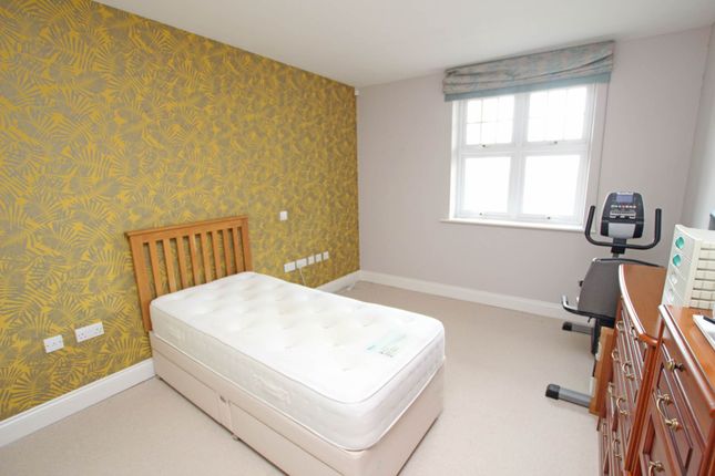 Flat for sale in St Saviour House, Darley Road, Eastbourne