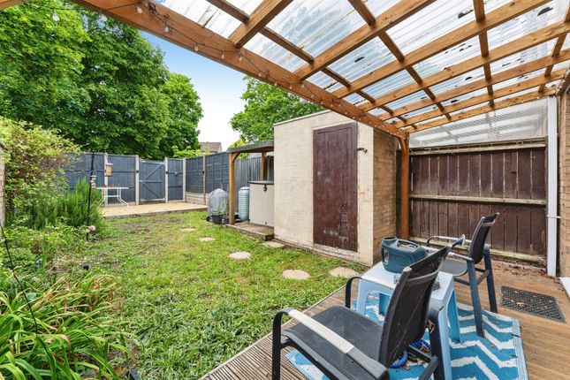 32, Wood Close, Brandon photo 2