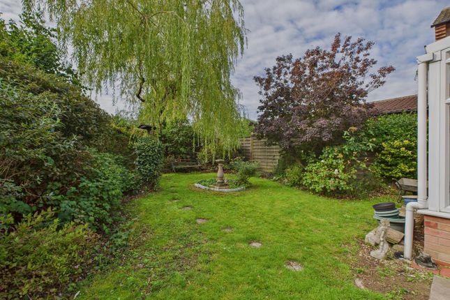 22, Gainsborough Close, Welland photo 2