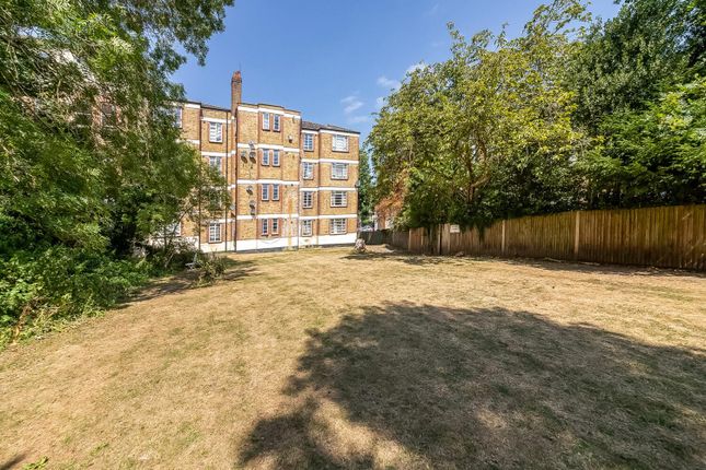 Flat 3C The Park, 93, London Road, London photo 3