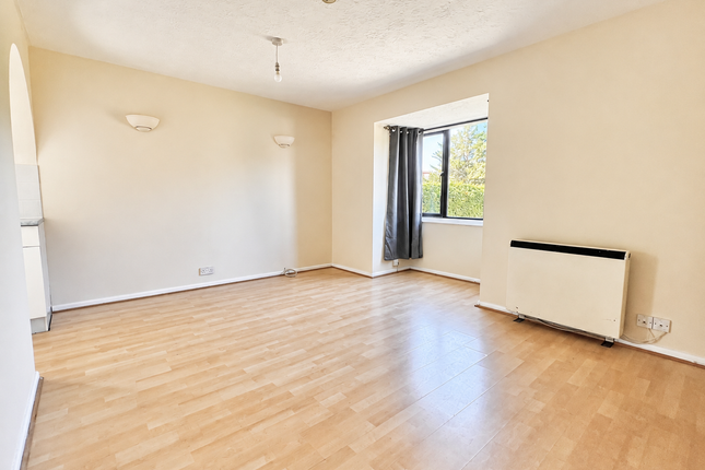 45, St. Pauls Rise, Palmers Green photo 2