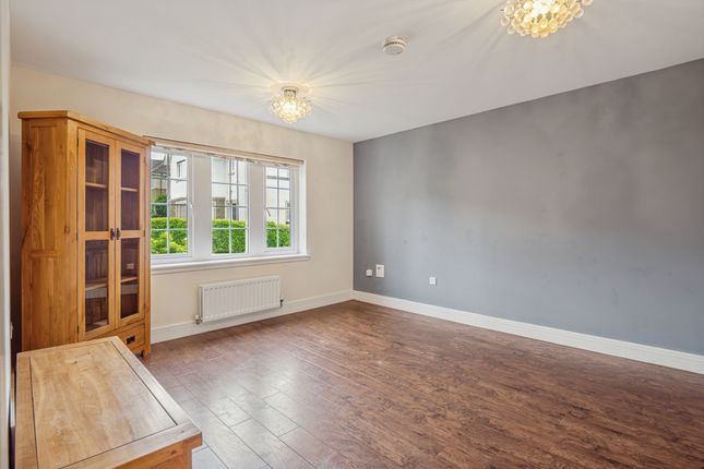 5 Balglass Drive, Glasgow photo 4