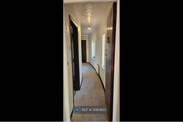 Ivy House Road Ickenham, Uxbridge photo 3