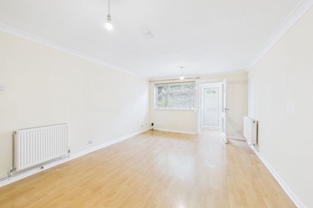 30 Ontario Close, Worthing photo 2