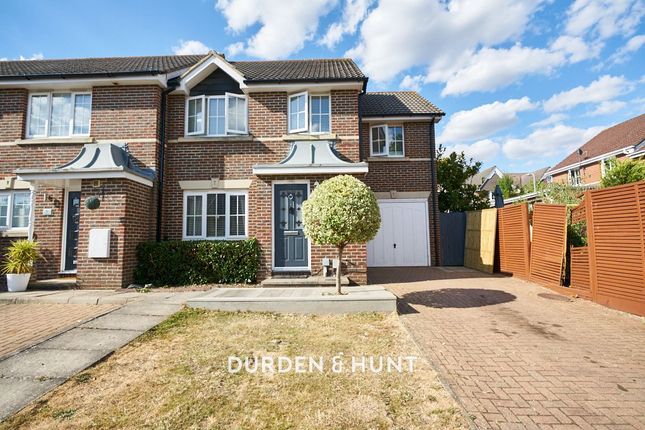 4 bed end terrace house to rent in Little Stock Road, Cheshunt, Waltham Cross EN7