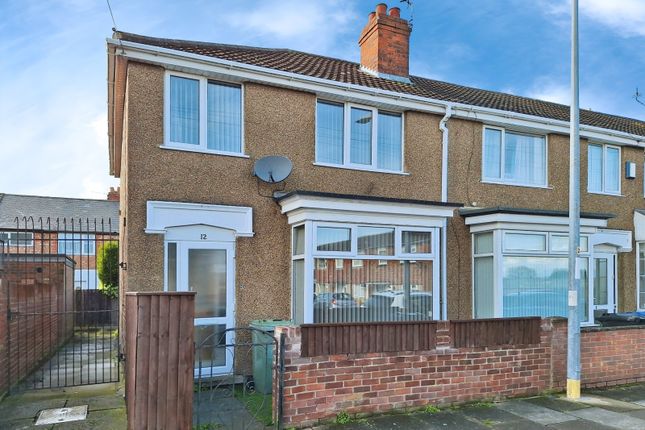 Thumbnail Terraced house to rent in Roseveare Avenue, Grimsby, Lincolnshire