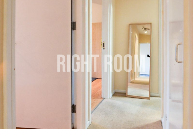 Room 2, 17 Trussell Close, Winchester photo 2