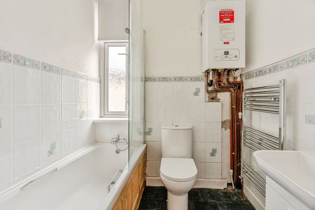 15, Grasmere Street, Lancashire photo 4