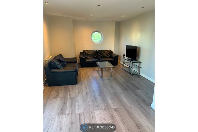Flat, Watkin Road Freemans Meadow, Leicester photo 4
