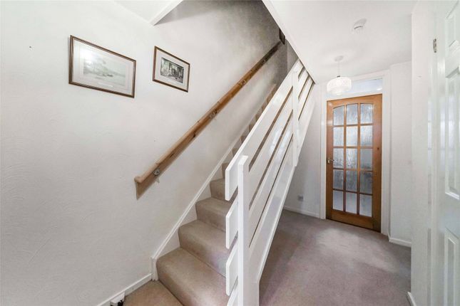 2, Tomtain Brae, Glasgow photo 2