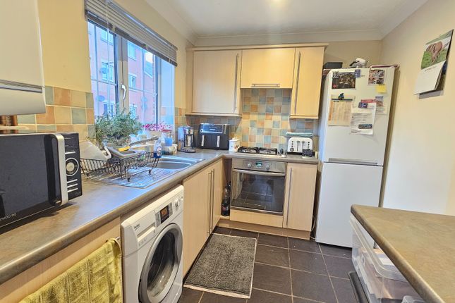 2, Bramling Way, Sleaford photo 2
