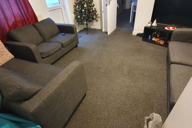 118 Miskin Street, Cardiff photo 5