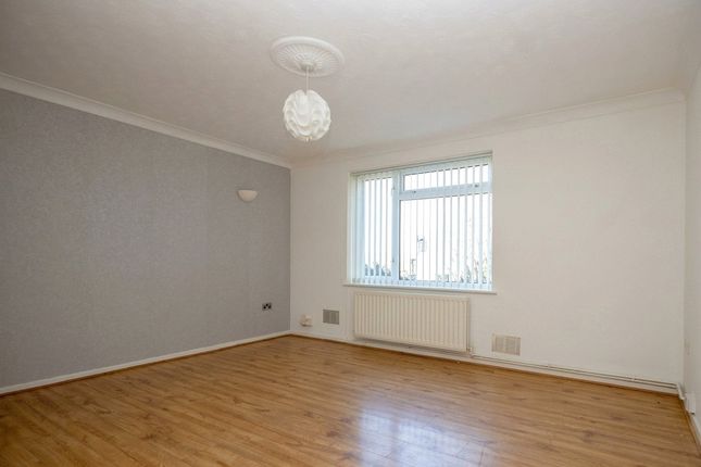 40, Gatcombe Drive, Bristol photo 4