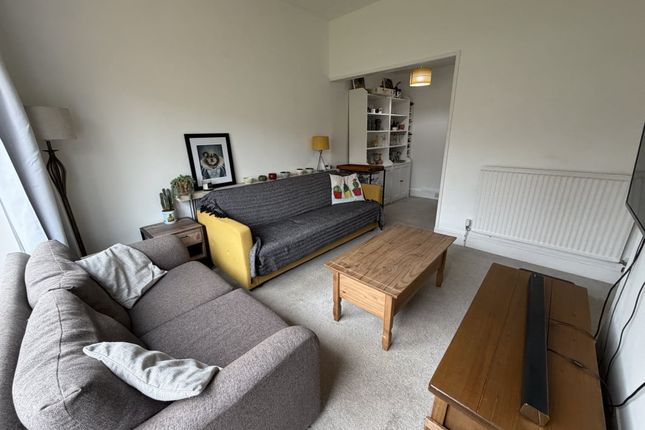 27 Belvedere Road, Bournemouth photo 4