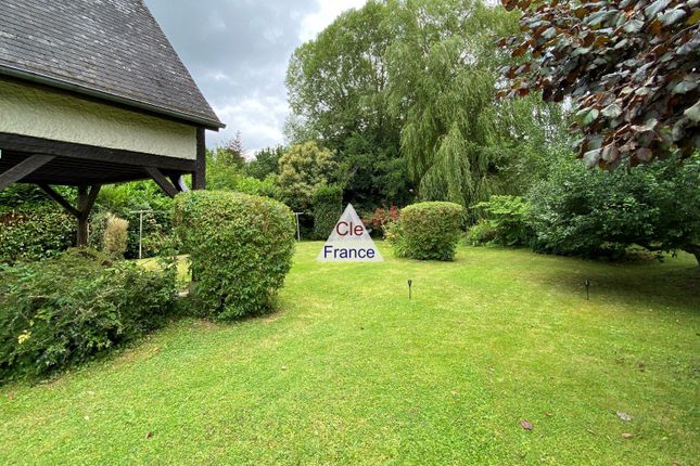 Detached house for sale in Saint-Hellier, Haute-Normandie, 76680, France
