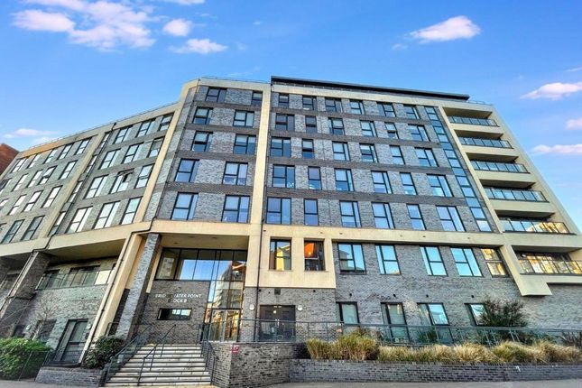 1-bed flat on Apartment 526, Bridgewater Point, Salford, £125,000