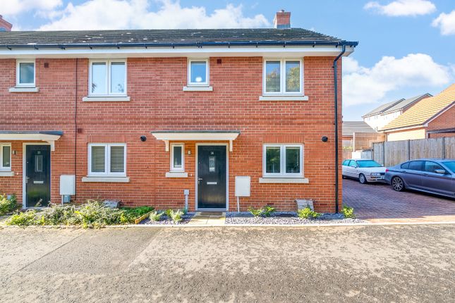 3-bed other on 14 Claves Crescent, Welwyn Garden City, Hertfordshire, £500,000